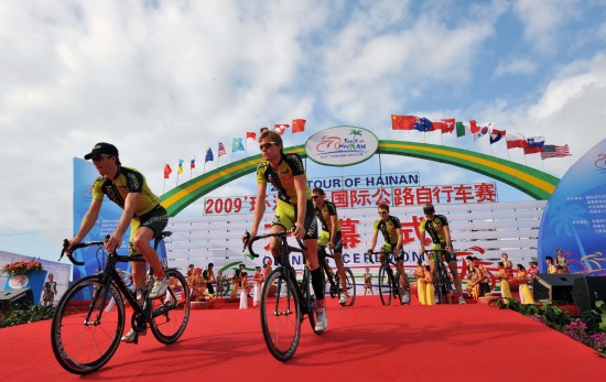 五一假期国际篮联顶级三人篮球赛事再燃成都高新区